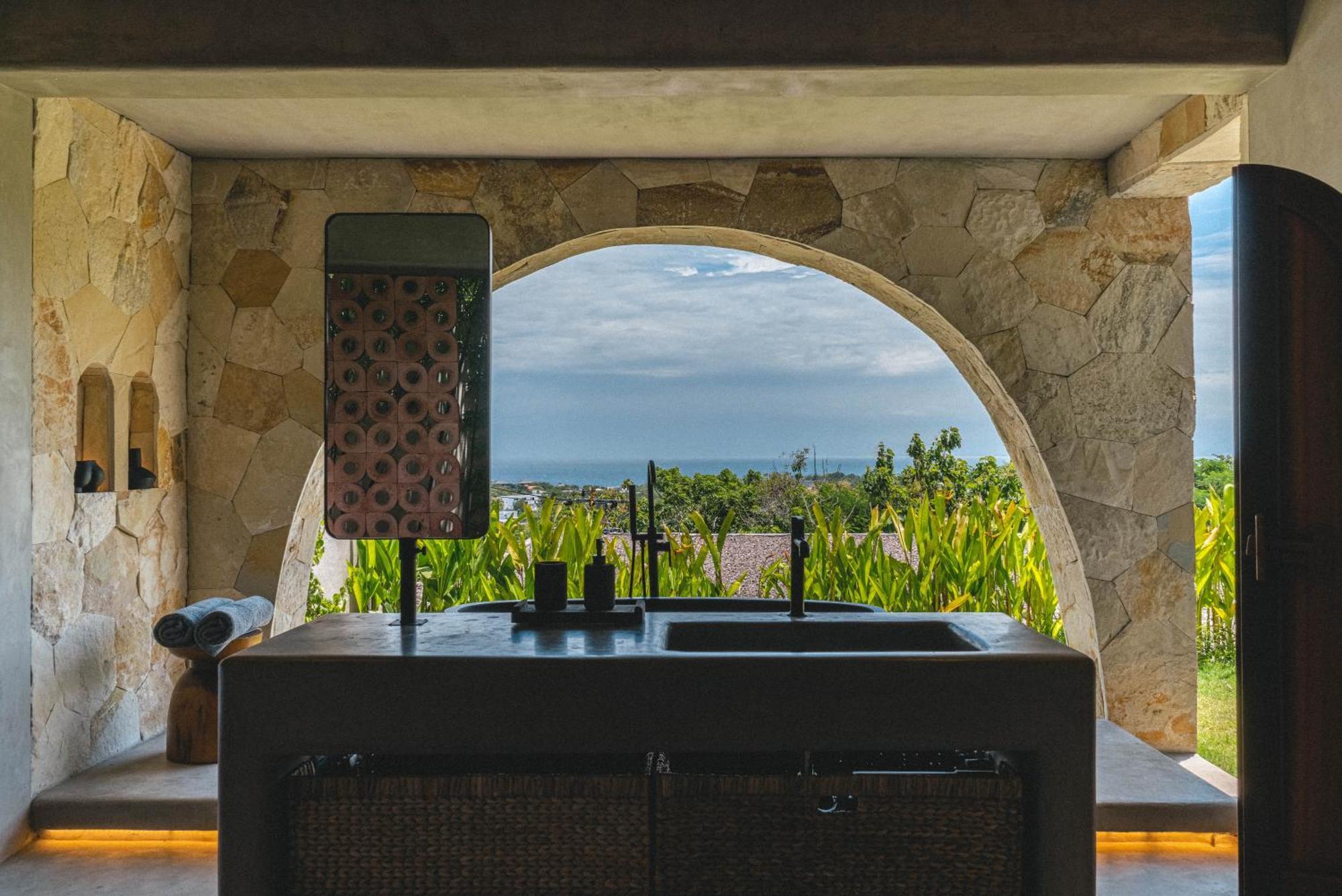 Sivana, Hotel Boutique With Ocean Or Garden Views - Adults Only Uluwatu Екстериор снимка